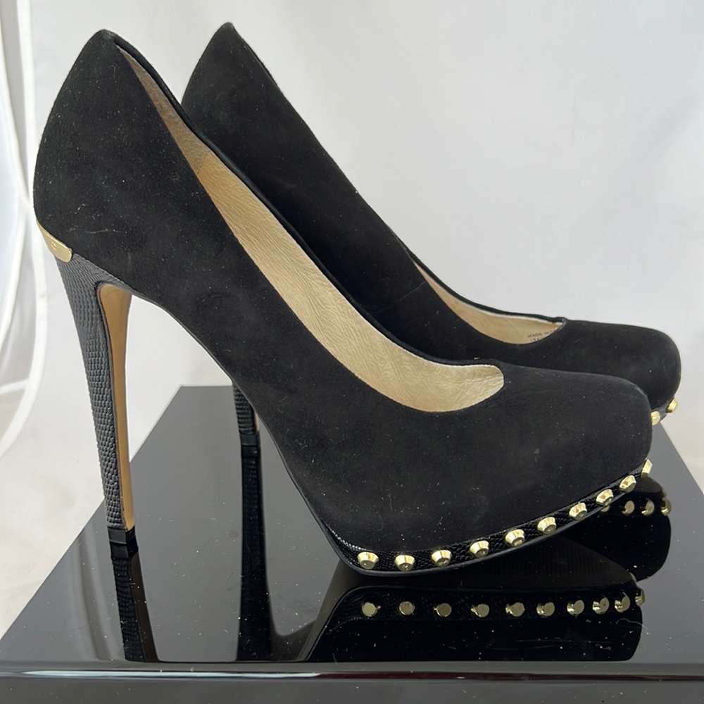 Michael Kors pump, size 6. New!!!
